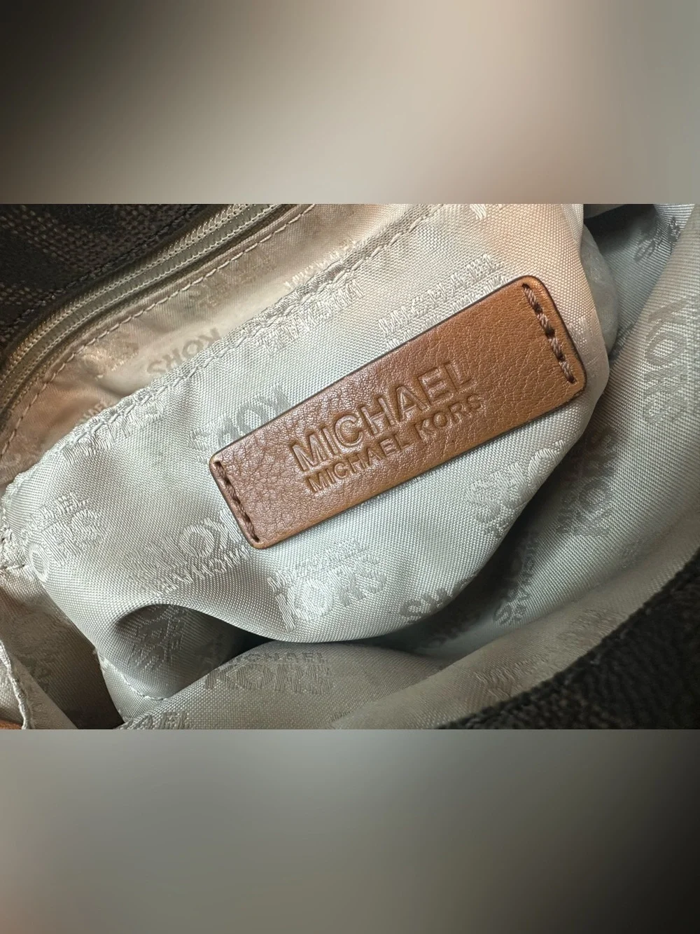 Michael Kors Hamilton Large Satchel/Tote.